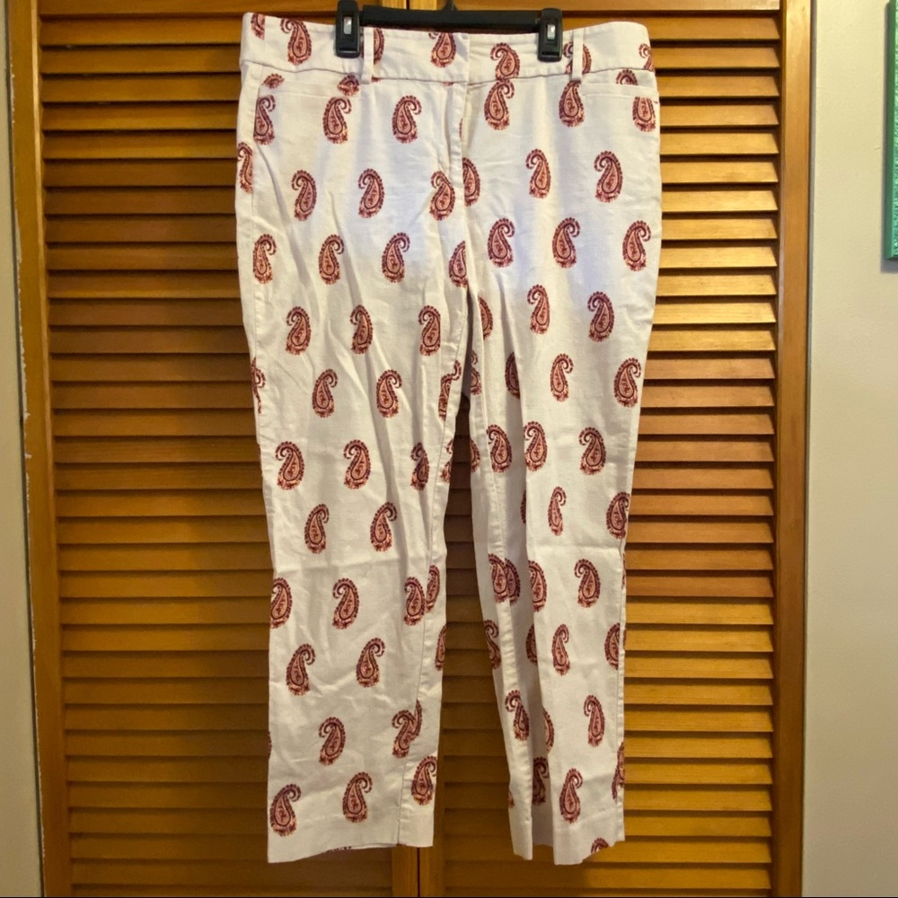 Ann Taylor Loft Size 12 Original Ankle Pants in Paisley